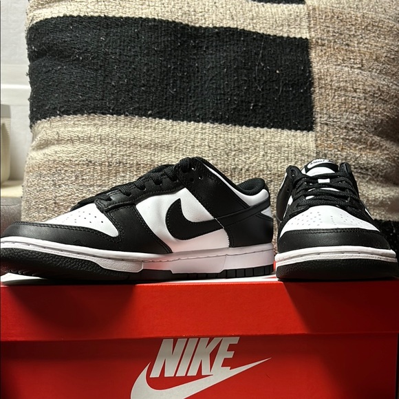 Nike dunk low Black and White Sneakers NWT - Picture 1 of 7